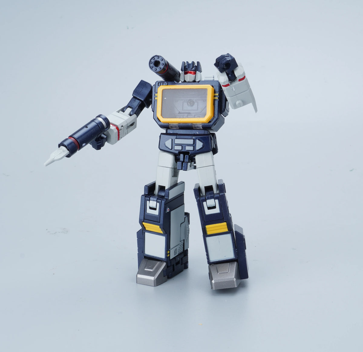 Transformers-Soundwave-Figur Newage H21 — Kleine KO-G1-Version mit integrierter Kassette