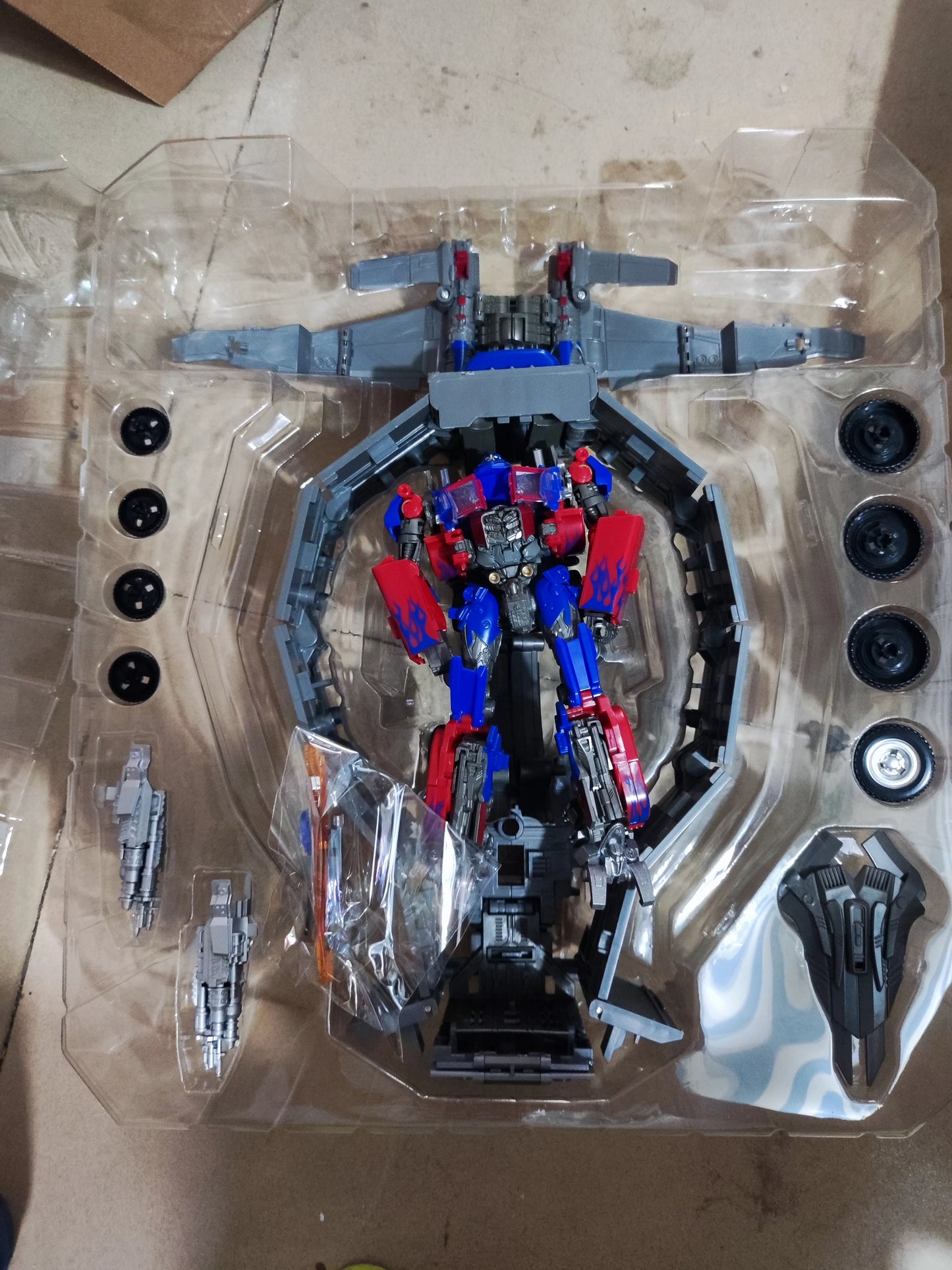 Transformers-Zubehör TW1122-Anhänger — Verchromte Arche, kompatibel mit TW1022