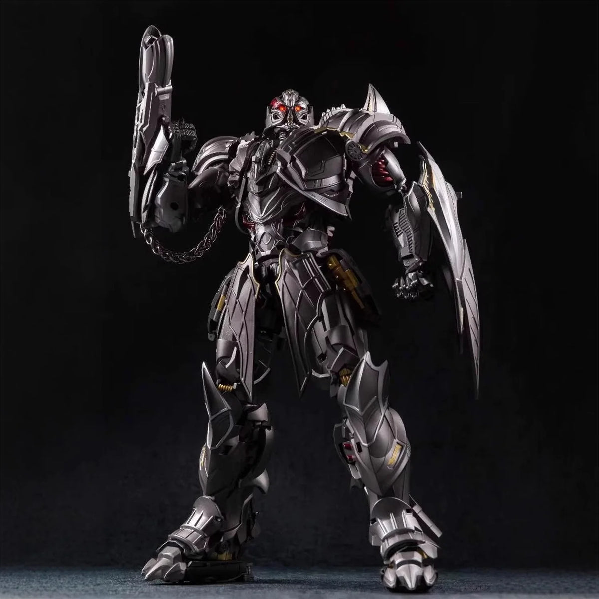 Transformers-Figur Galvatron BS02 — Verchromter geflügelter Drache, Bestienversion