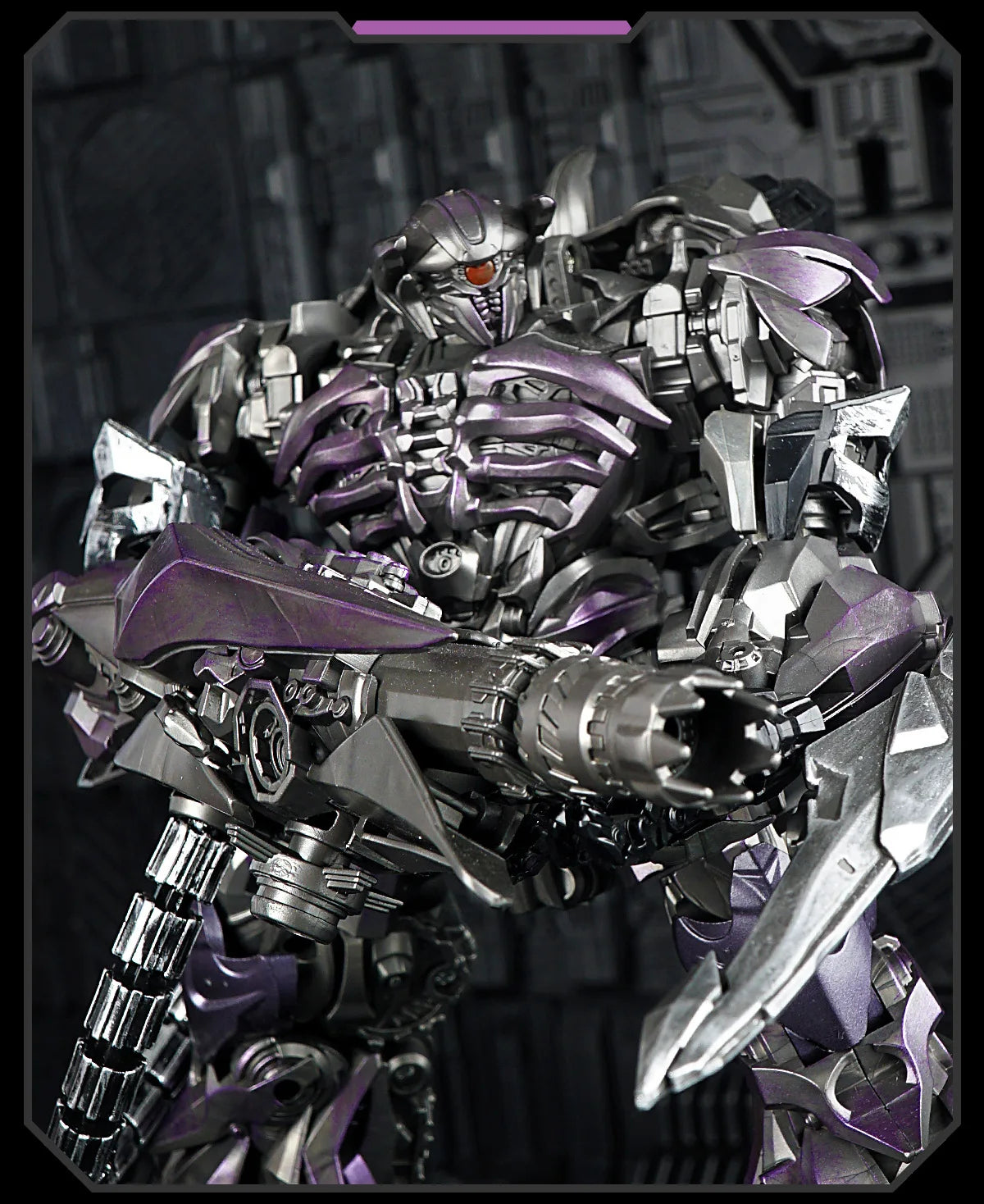 Transformers-Figur Shockwave Shockblast — Roboter im Kinostil mit roter LED-Auge