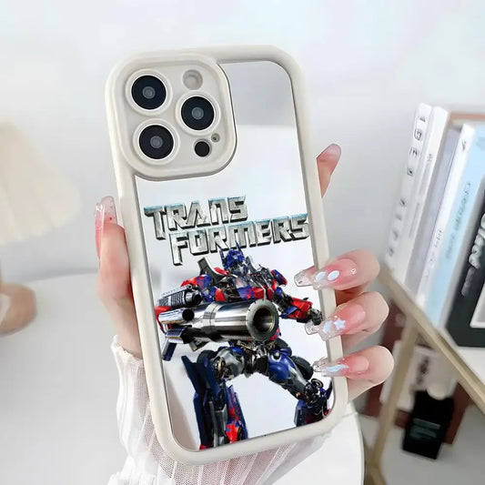 Coque de téléphone blanche avec Optimus Prime en posture de combat, logo Transformers visible – Transformers.