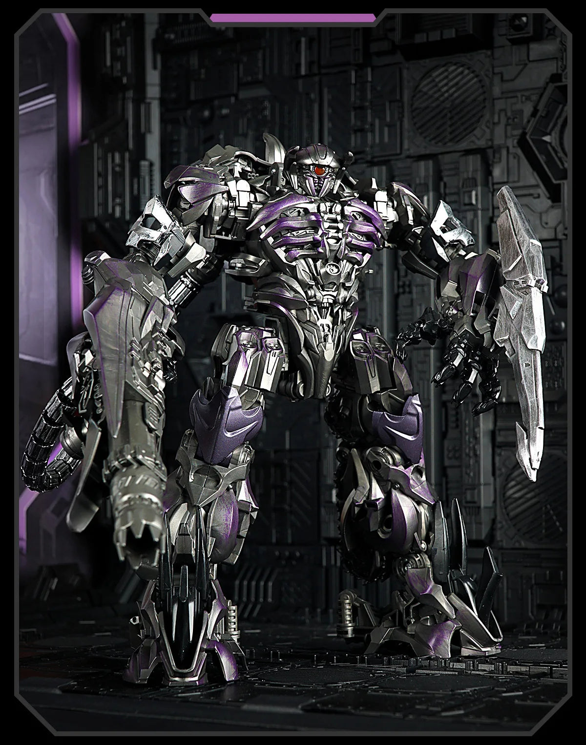 Transformers-Figur Shockwave Shockblast — Roboter im Kinostil mit roter LED-Auge