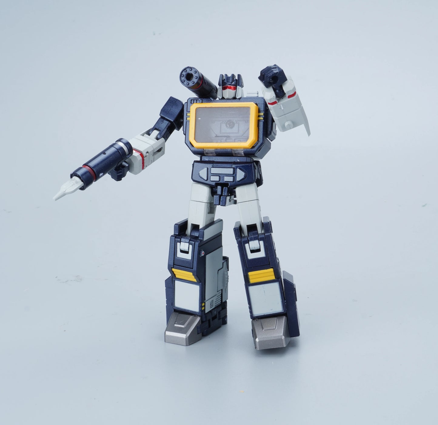 Transformers-Soundwave-Figur Newage H21 — Kleine KO-G1-Version mit integrierter Kassette