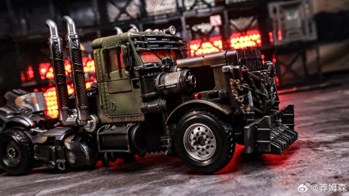 Transformers-Scourge-Duo Studio Series — Graue Legierung mit Kampfkettengliedern