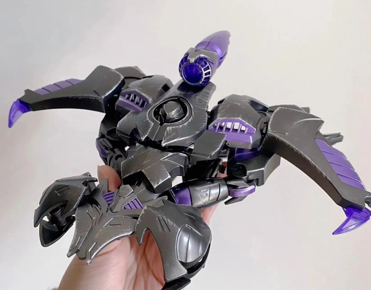 Transformers-Megatron Dark Master APC — Beschädigte Prime-Version mit Kampfspuren