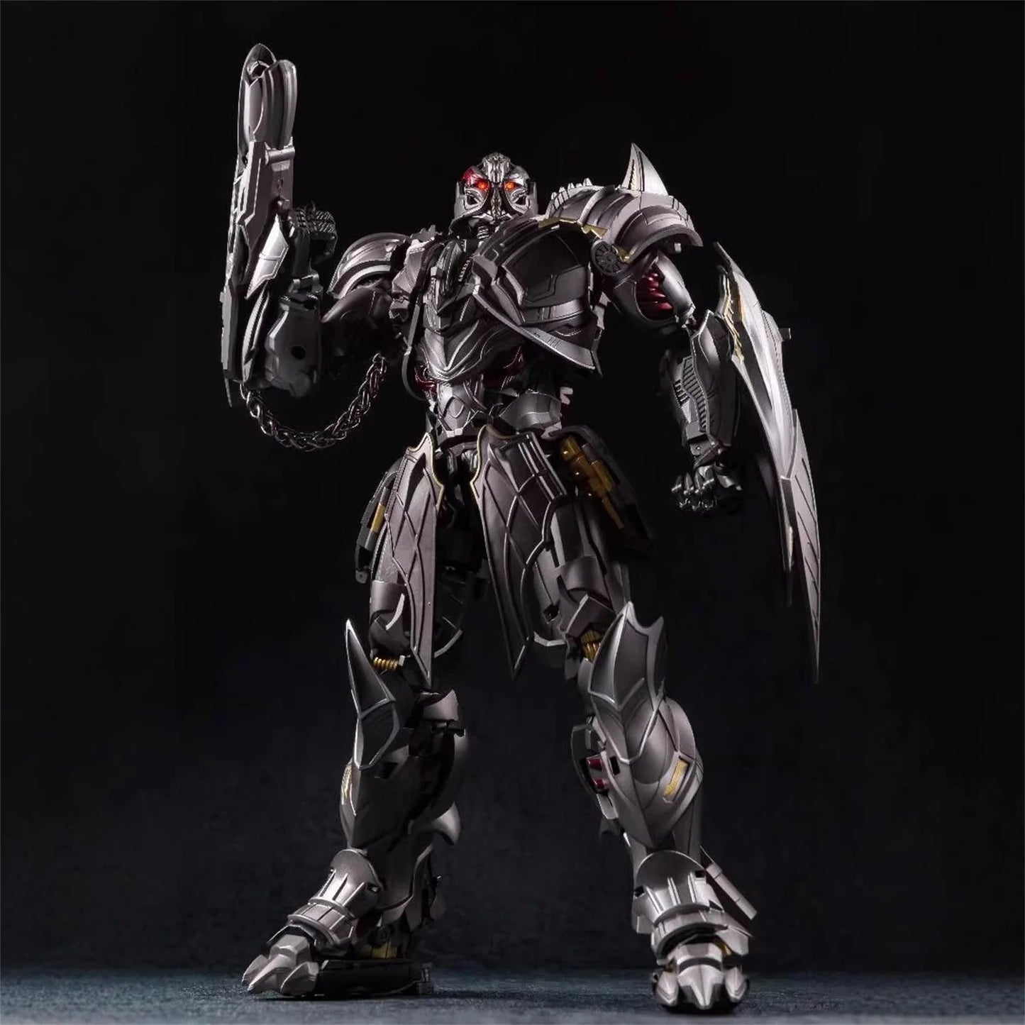 Transformers-Figur Galvatron BS02 — Verchromter geflügelter Drache, Bestienversion